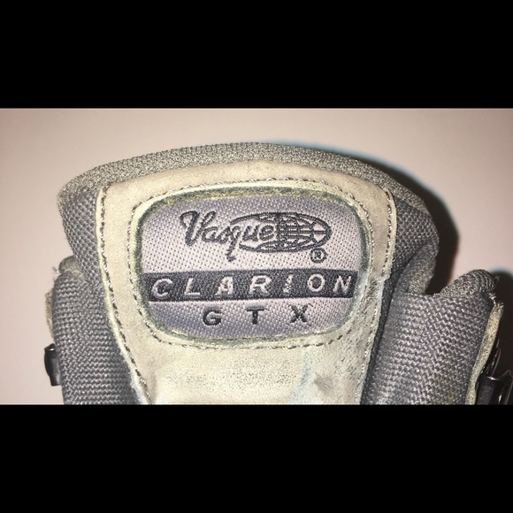 Vasque Hiking boots. Olive green. Size 9.5 - Picture 6 of 6